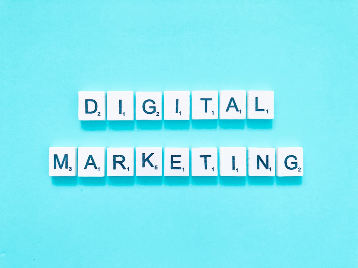 L'industrie des sciences à l'ère du numérique : Les stratégies de marketing digital incontournables